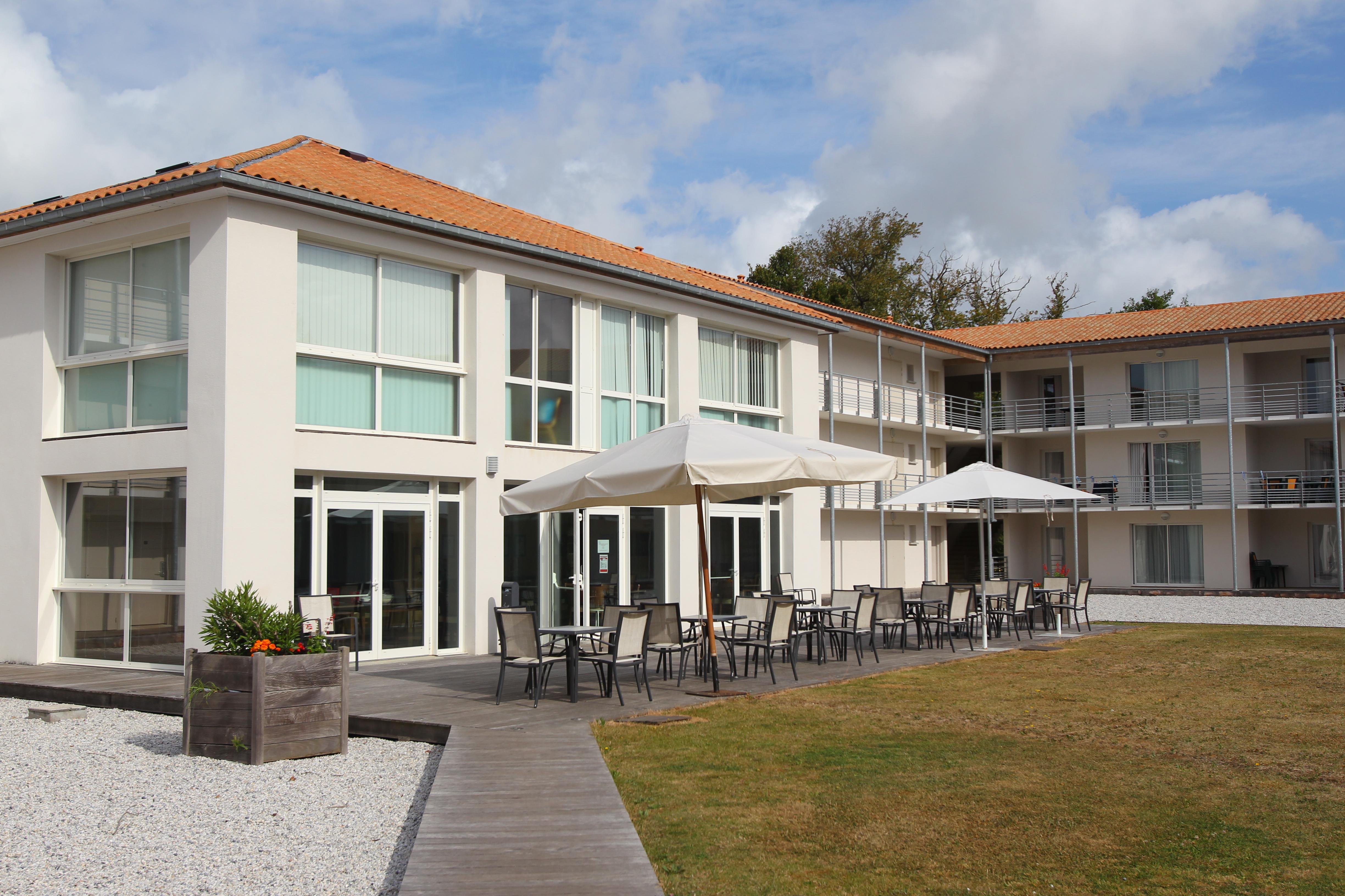 Vacanceole - Le Domaine Du Chateau - La Rochelle / Ile De Re Lagord Exterior foto